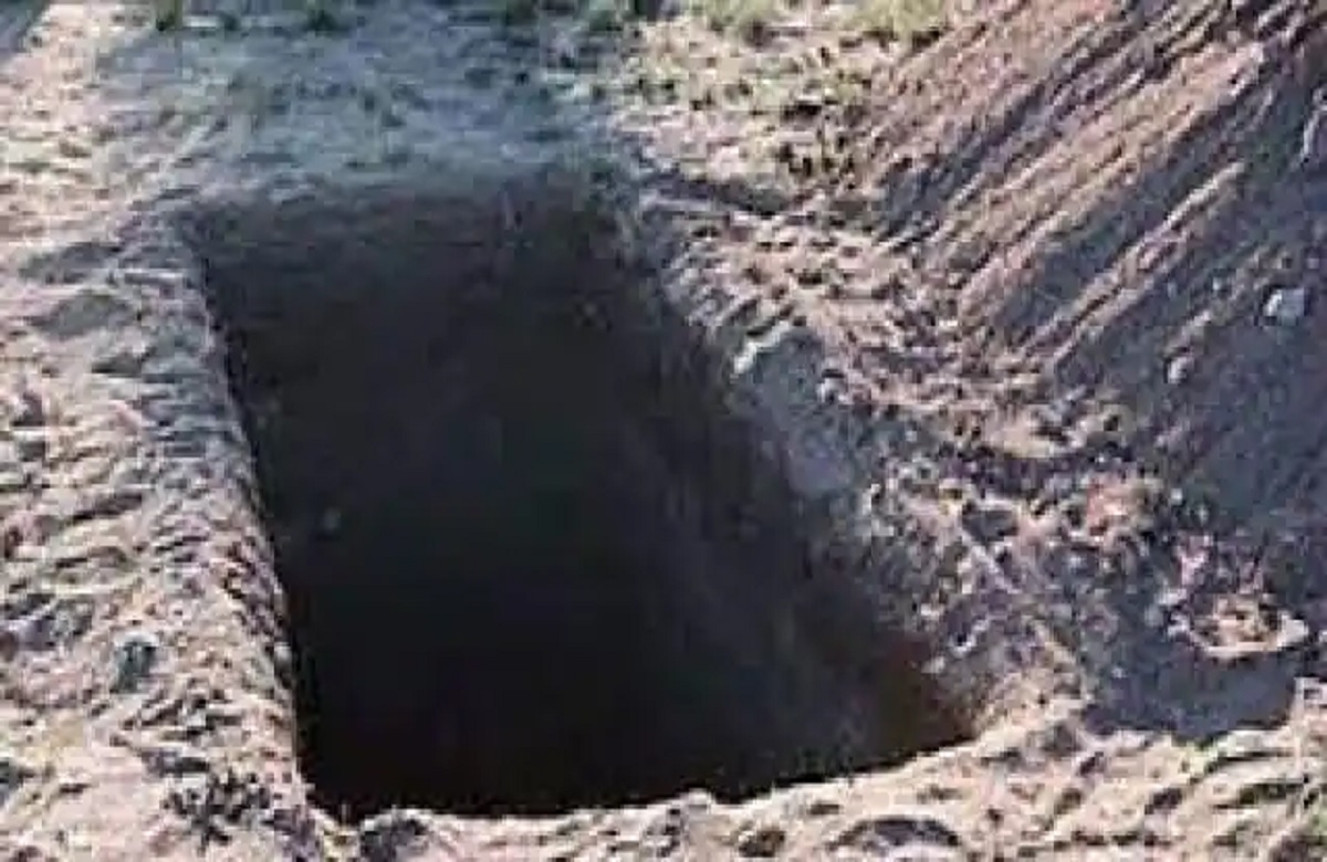 कब्र से शव को निकालकर पोस्टमार्टम के लिया भिजवाया, इस वजह से महिला की हुई थी मौत