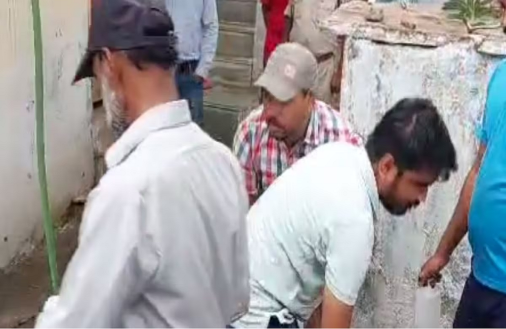Government tap connection in Brij Vihar Colony after 10 years
