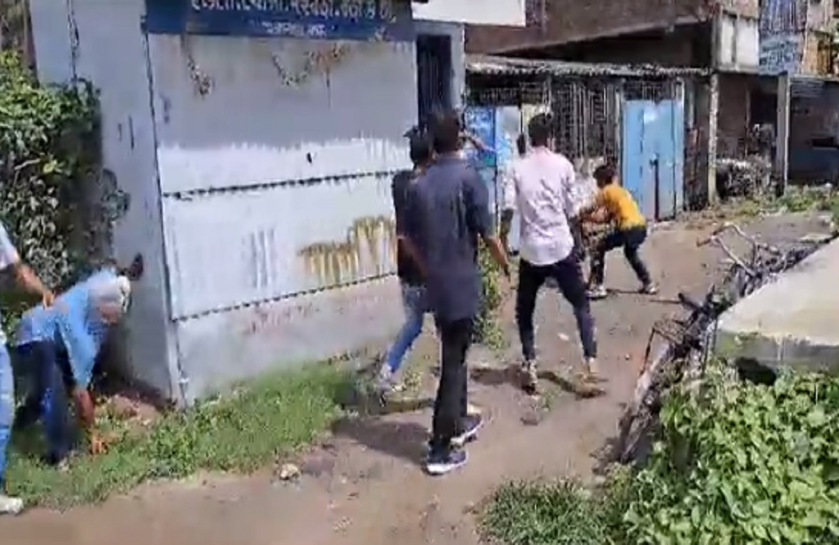 पंचायत चुनाव के बीच अबतक हिंसा में 9 लोगों की मौत, दबंगईयों ने कई जगहों पर लूटे बैलेट पेपर