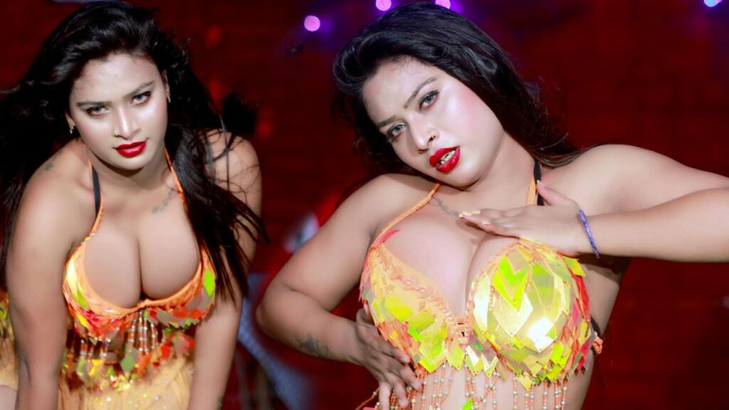 Aam ke Swad Song: आम ले लो आम, सरेआम बेचूं आम ले लो... इस नई हसीना के तीखे बदन पर फिसले खेसारी लाल