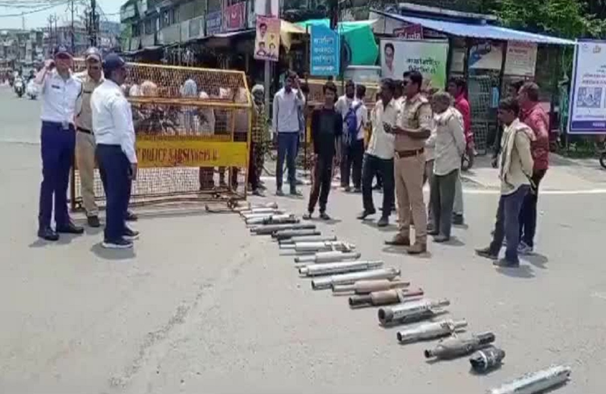 Narsinghpur News: अब तेज आवाज वाला साइलेंसर लगवाया तो खैर नहीं.., एक्शन मोड़ में आए SP साहब, देखें वीडियो
