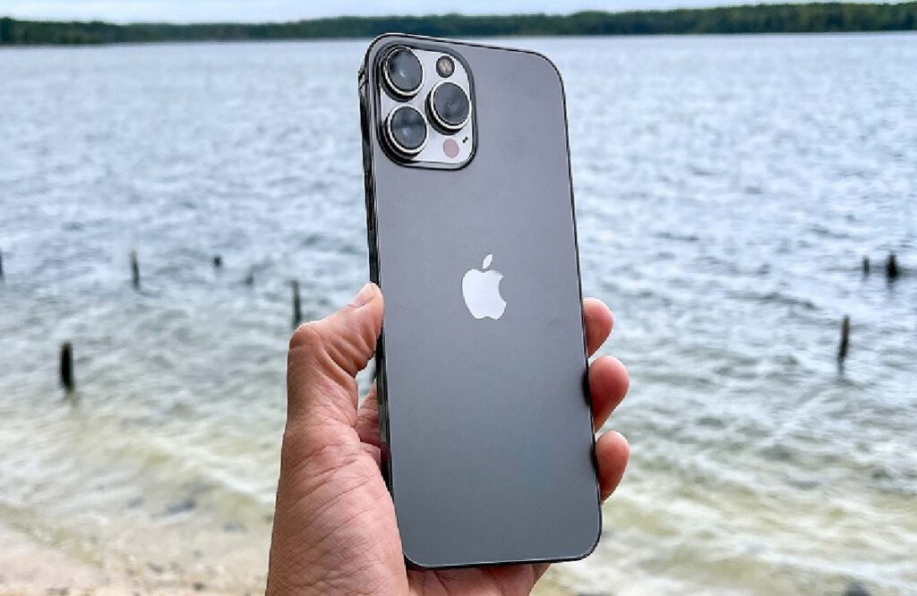 Apple iPhone 13 Discount offer