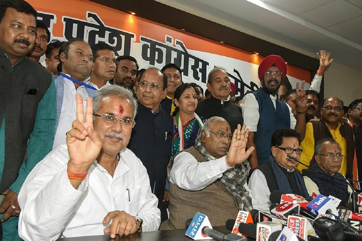 CG Samvida Vetan Vriddhi 2023: संविदाकर्मी मन ल कका दिलाइस सम्मान, एकमुश्त संविदा वेतन में बढ़ोतरी कर बढ़ाया मान