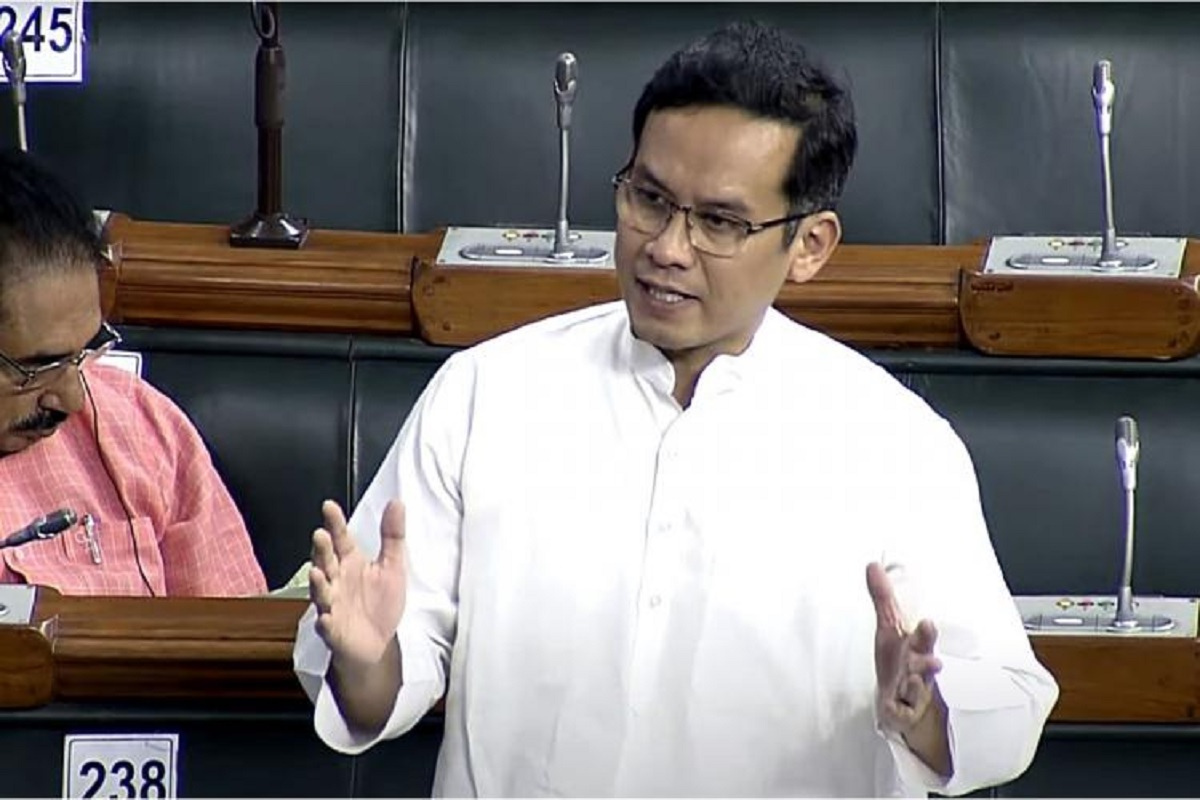 No Confidence Motion: गृहमंत्री पर भड़के गौरव गोगोई, पूछा जिस CM के रहते थानों से लूट लिए गये हथियार वो मुख्य्मंत्री कैसे सहयोग कर रहा?