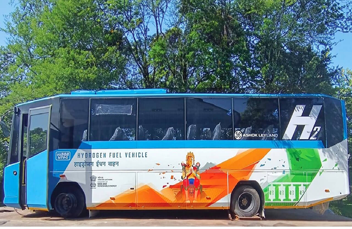 Hydrogen fuel bus in India: खुशखबरी… भारत में लांच हुई हाइड्रोजन फ्यूल से चलने वाली बस सर्विस, यहां से मिलेगी सेवा