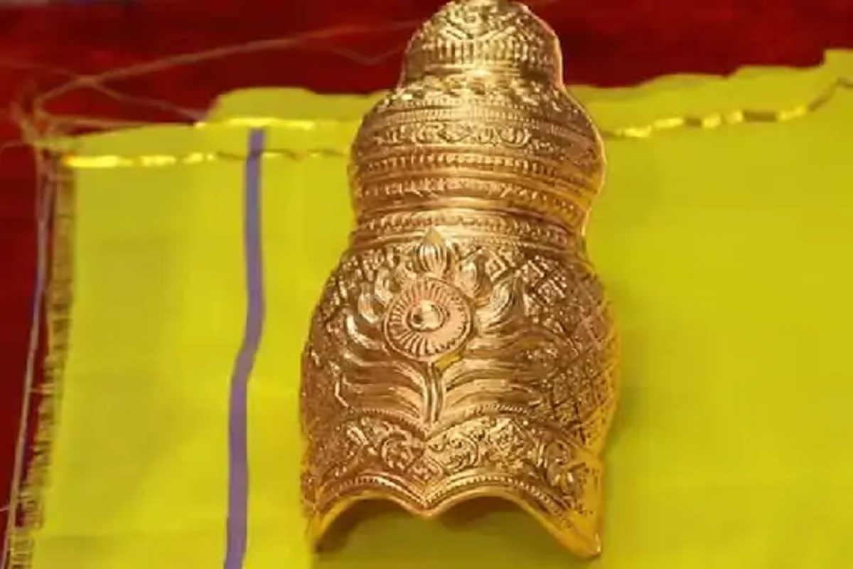 CM की पत्नी ने मंदिर को दिया 16 लाख रुपये का दान.. इस मंदिर में गैर-हिन्दुओ का प्रवेश है वर्जित