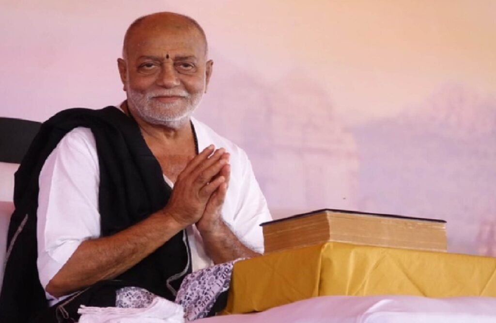 Morari Bapu reached Mahakaleshwar