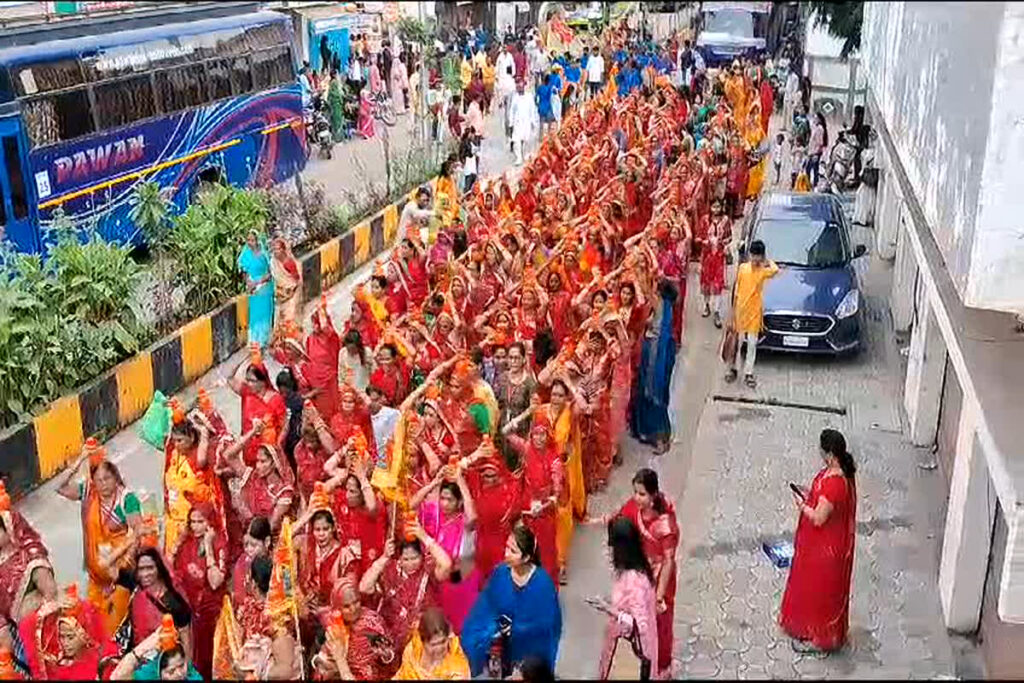 Bhole Baba's Royal Ride