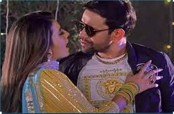 Bhojpuri Song :  Akshara Singh ने निरहुआ संग रोमांटिक गाना फिल्म ‘जान लेबू का’ पर गिराई बिजली, वीडियो जमकर हुआ वायरल