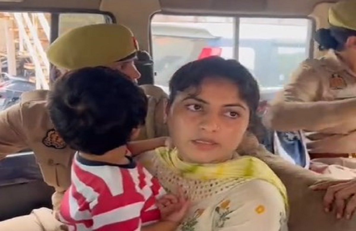 Sonia Akhtar’s entry in India: सीमा हैदर के बाद अब बांग्लादेश की सोनिया भाभी, अपने बच्चे को लेकर पहुंची नोएडा, जानें क्या है पूरा मामला….