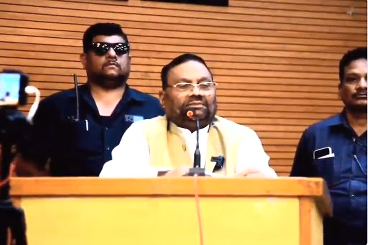 Swami Prasad Maurya controversial statement : हिंदू नाम का कोई धर्म है ही नहीं, यह केवल धोखा है, सपा नेता ने फिर दिया विवादित बयान