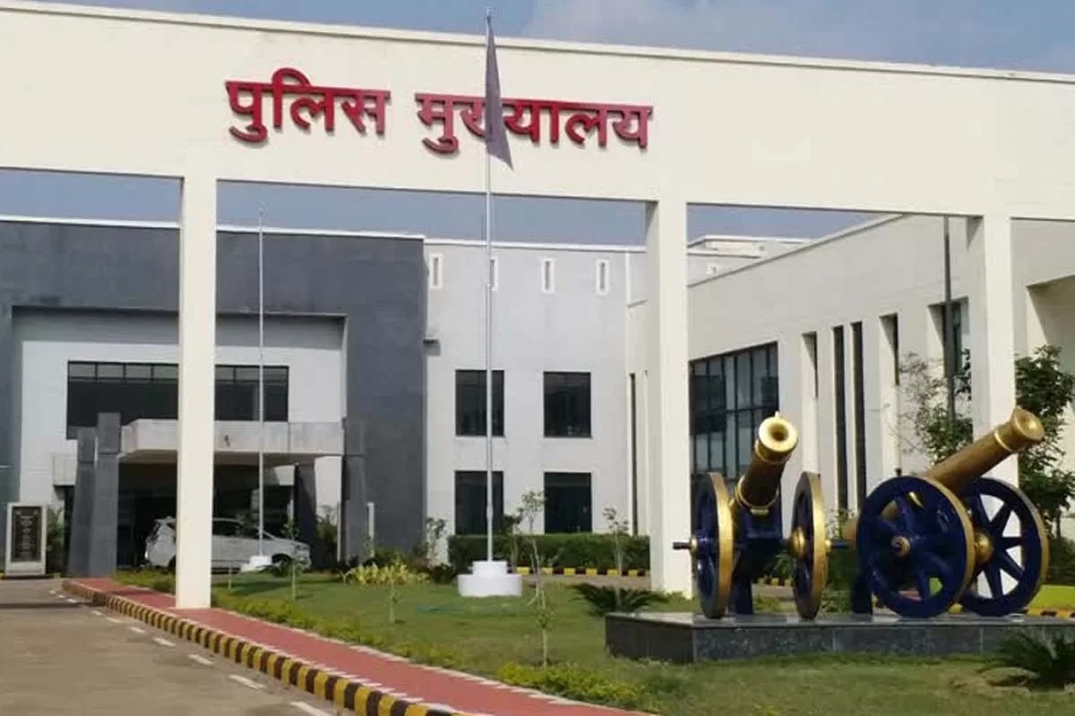 CG: 43 नक्सलियों को ढेर कर चुके इस थाना प्रभारी को 6वीं बार पुलिस मेडल फॉर गैलेंट्री अवार्ड, राज्य के इतने पुलिस अफसरों को सम्मान