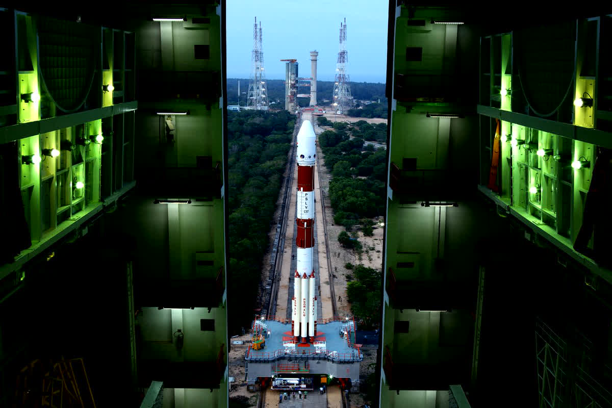Aditya-L1 Mission: चंद्रयान 3 की लैंडिग के बाद अब इस नए प्रोजेक्ट की तैयारी, जानें कब लॉन्च करेगा ISRO
