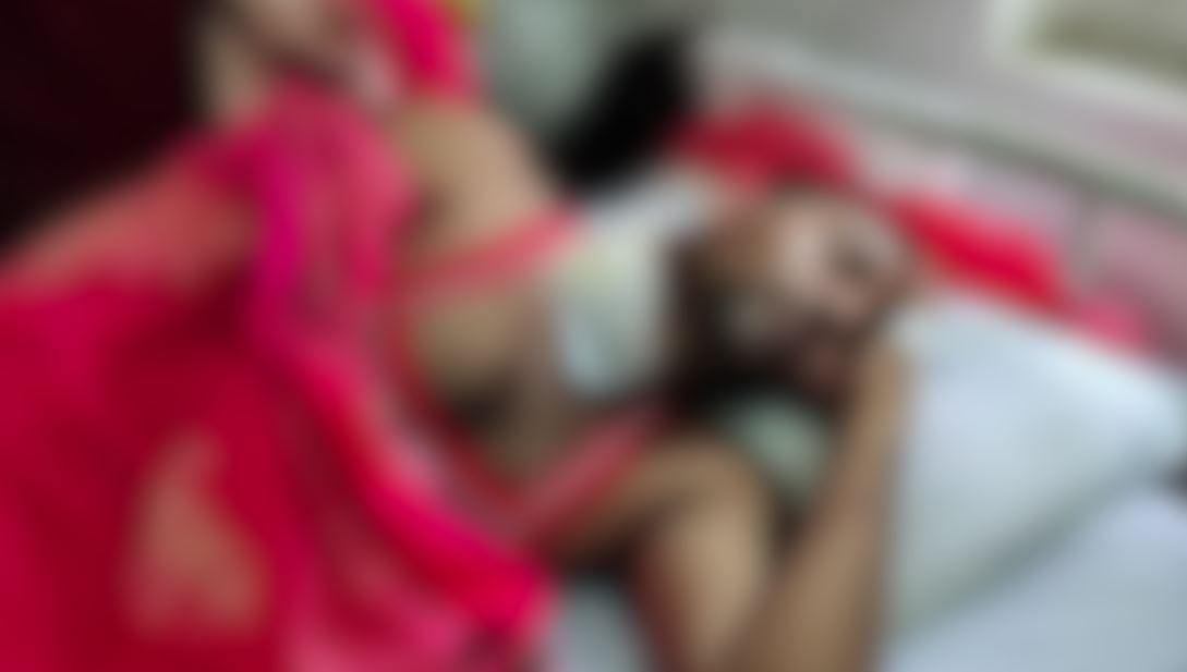 Singrauli News: दुकान के सामने बैठे लोगों को उठाने से पहले हो जाएं सावधान..! इस घटना ने किया सोचने पर मजबूर