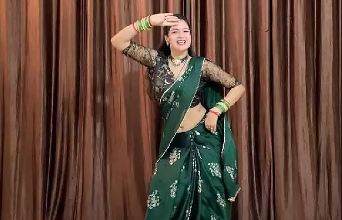 Haryana Song: Sapna Choudhary के गाने पर हरी साड़ी पहन अपने डांस मूव्स से भाभी ने बरसाया केहर, आप भी देखीए वीडियो…