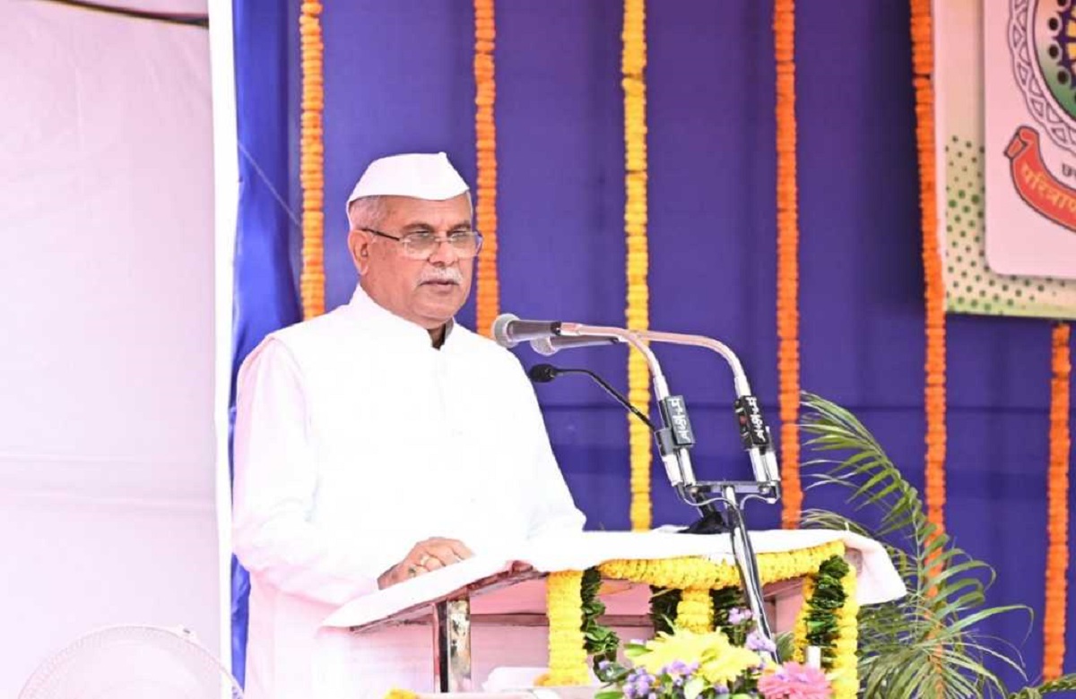 77वें स्वतंत्रता दिवस के मौके पर सीएम भूपेश बघेल का बड़ा ऐलान, सम्मानित साहित्यकारों को दी जाएगी 5 लाख रुपए नगद….
