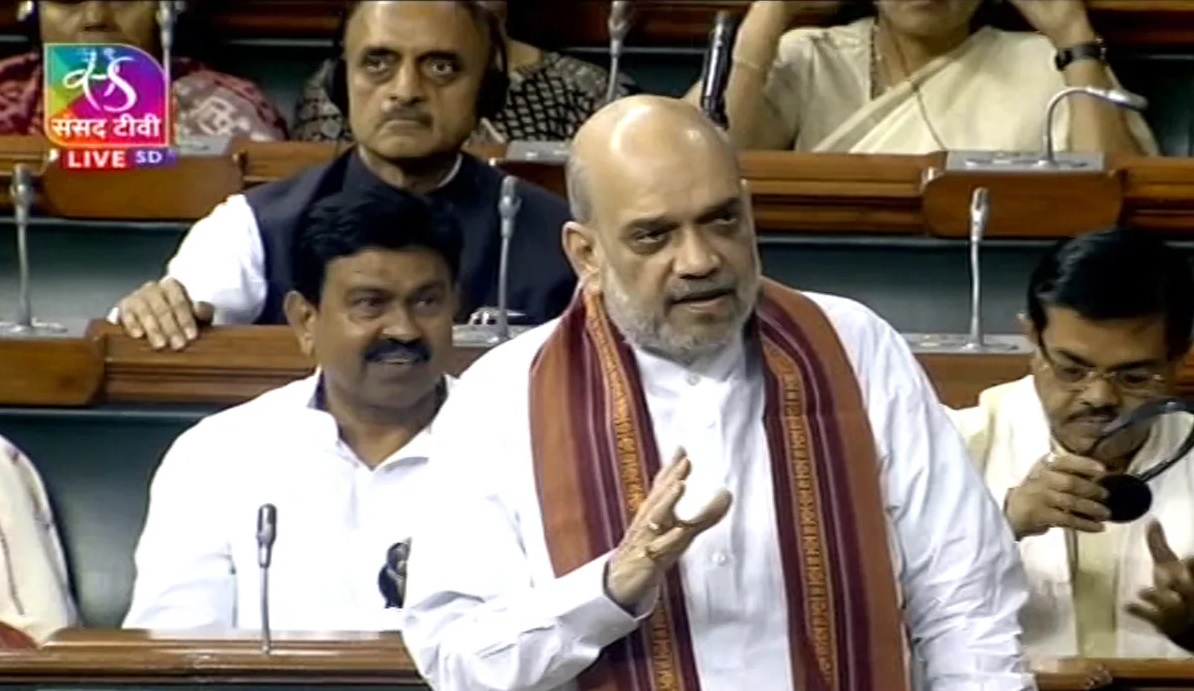 ‘नरेंद्र मोदी की सरकार में नहीं कटता 85 पैसा’, अमित शाह ने विपक्ष को दिलाई राजीव गांधी के बयान की याद