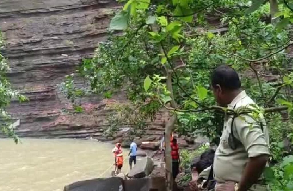 man drowned while taking bath