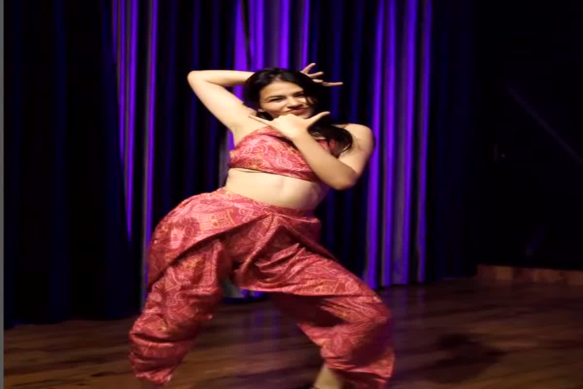 Kavala Song Viral Video: ‘कावला’ गाने पर खूबसूरत लड़की ने उड़ाया गर्दा, लोग बोले – बवाल है भाई