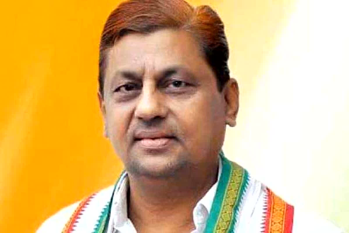 CG Assembly Election 2023: मंत्री मोहम्मद अकबर ने ठोकी दावेदारी, जानें किस सीट से लड़ेंगे चुनाव