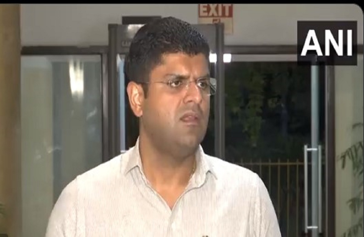 Haryana Violence: हिंसा फैलाने वालों के खिलाफ कड़ी कार्रवाई कर रही सरकार, गृहमंत्री ने की शांति की अपील, सोशल मीडिया पर बढ़ी निगरानी