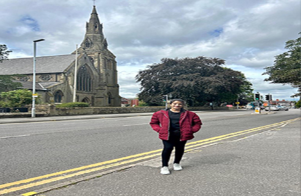 छत्तीसगढ़ की बेटी ने लहराया विदेश में कामयाबी का परचम, नक्सल प्रभावित इलाके की रिया को लंदन में मिली नौकरी, पढ़े प्रेरणा भरी ये कहानी…