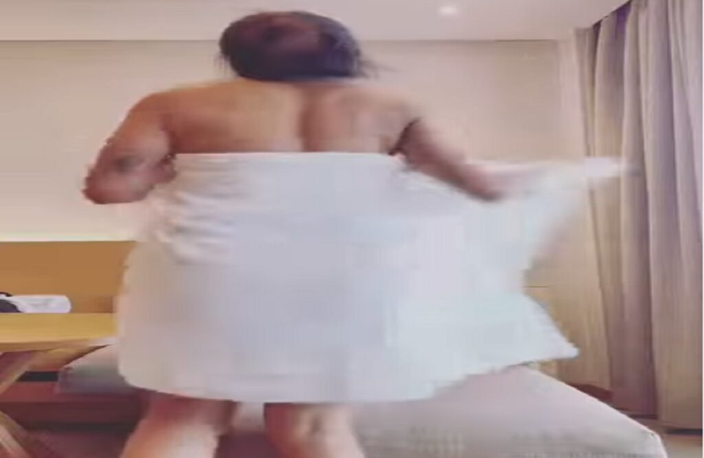 Sofia Ansari sexy video