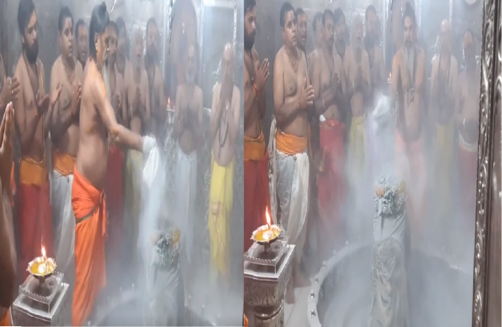 Mahakal's Bhasma Aarti for India's victory