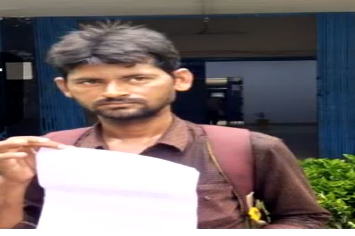 Women left her husband : एक और ज्योति मौर्य, सरकारी नौकरी मिलते ही मजदूर पति से किया किनारा, युवक ने लगाई इंसाफ की गुहार