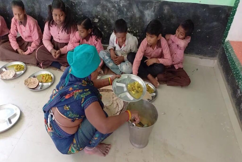 CG Maandey Badhottari