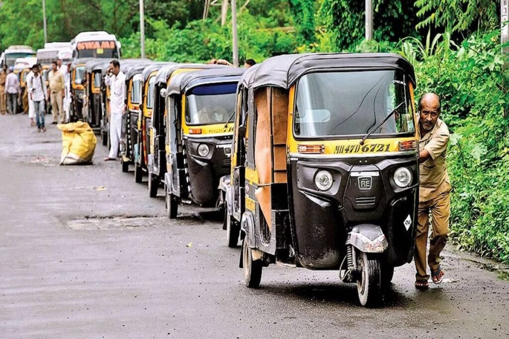 GPS Tracker On Auto Rikshaw