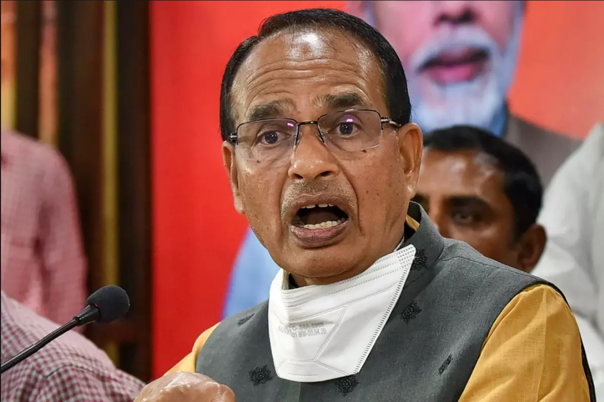 MP Assembly Election 2023: क्या रिटायर होने वाले है सीएम शिवराज! जानें रक्षा मंत्री ने किस ओर किया इशारा