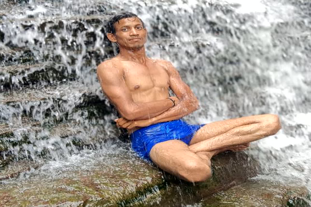 Jabalpur News: कुंड में डुबने से युवक की मौत, सूचना मिलते ही मौके पर पहुंची गोताखोरो की टीम, हादसे के बाद भी नहीं है सुरक्षा के कोई इंतजाम