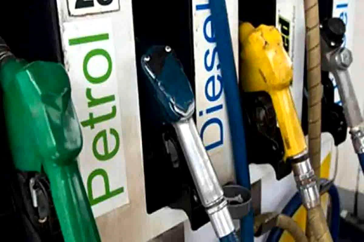 Petrol Diesel Price in India: नए साल से 10 रुपए तक सस्ता हो जाएगा पेट्रोल- डीजल! आम जनता को बड़ी राहत देने की तैयारी में मोदी सरकार | Govt will Reduce Petrol  Diesel