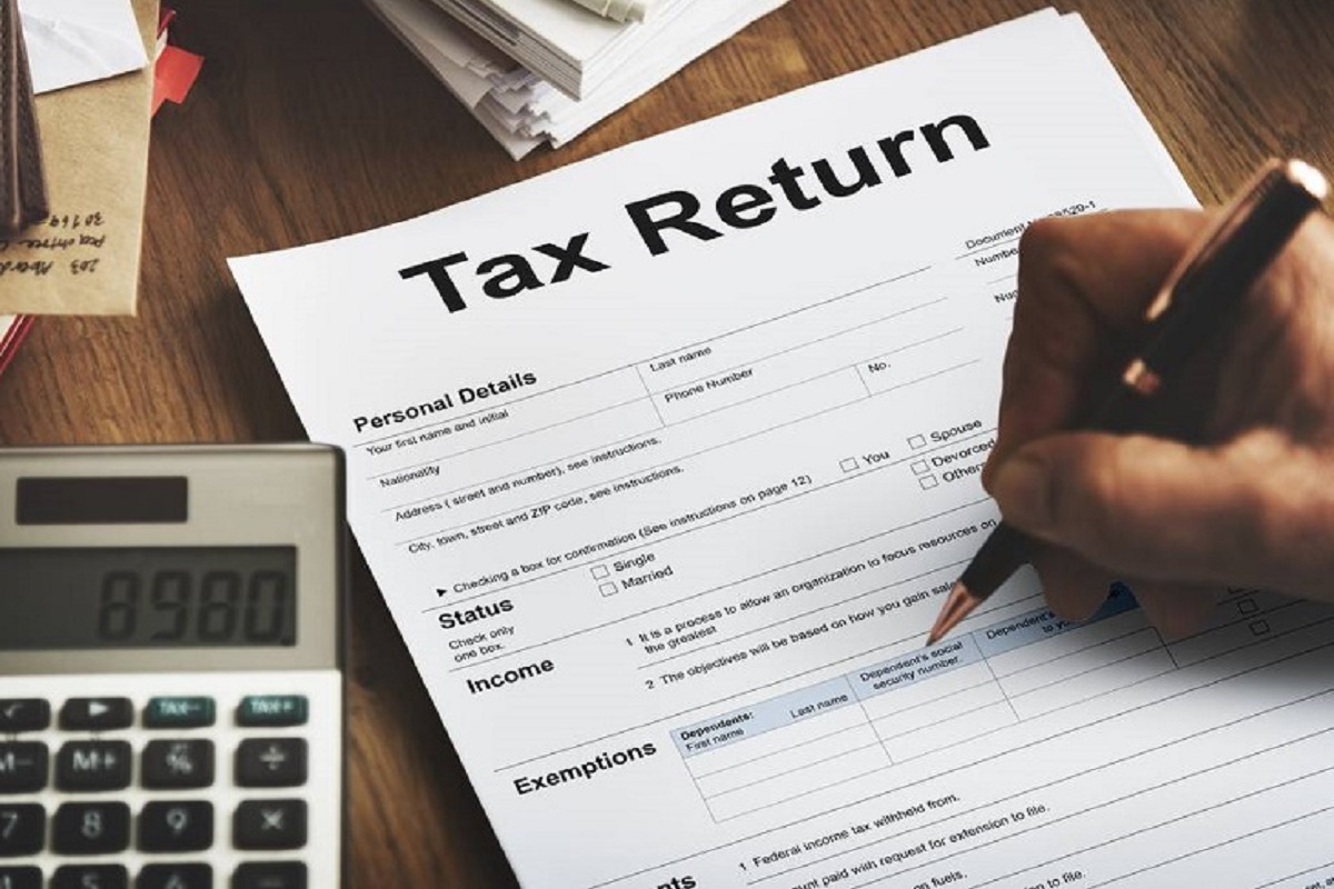 Tax Return Processing Time: टैक्स रिटर्न के लिए नहीं करना होगा लंबा इंतजार, सिर्फ 10 दिन में वापस आएगा पैसा, जानिए कैसे