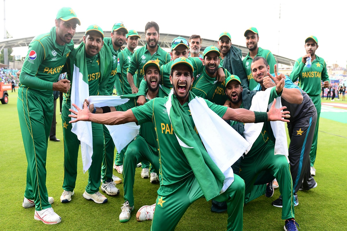 Visa For Pakistan Team: पाकिस्तानी टीम ने ली राहत की सांस.. विश्वकप के लिए जारी हुआ वीजा, इनके आगे गिड़गिड़ाया PCB..