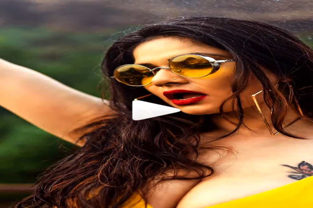 Aabha Paul New Sexy Video