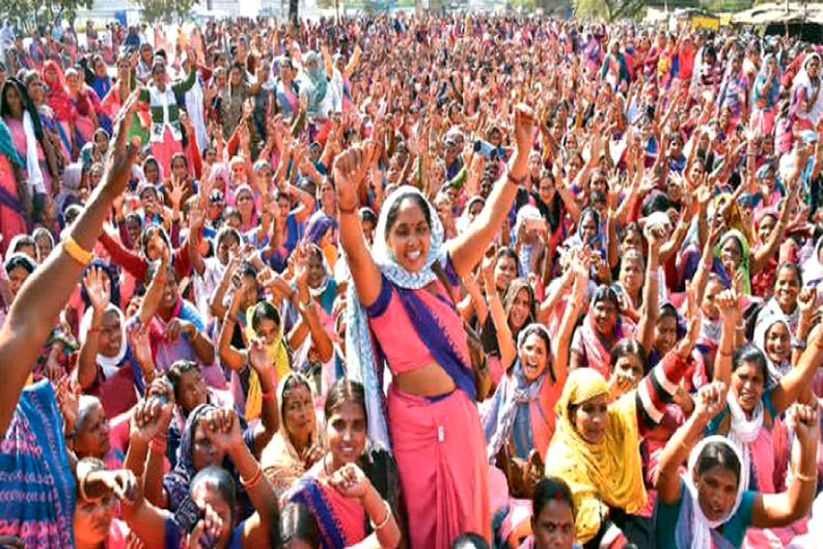 Anganwadi Worker News: नौकरी से निकाले गए आंगनबाड़ी कार्यकर्ताओं को फिर मिलेगी नौकरी, मुख्यमंत्री ने ले लिया बड़ा फैसला
