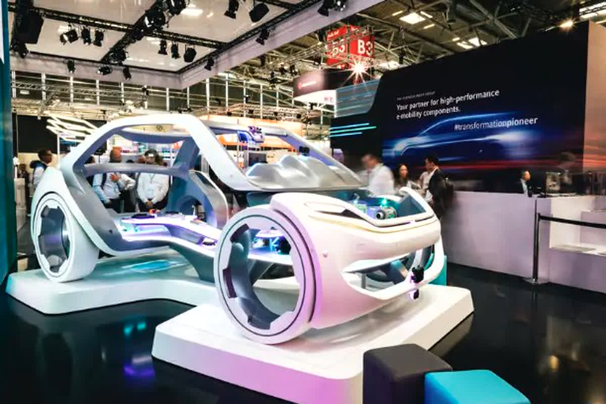 Munich Auto Show 2023: ई-मोबिलिटी का भविष्य…! अब कारें करेंगी आपस में बात, यहां देखें एडवांस फीचर और इनोवेटिव-टेक्नोलॉजी वाली कारें…
