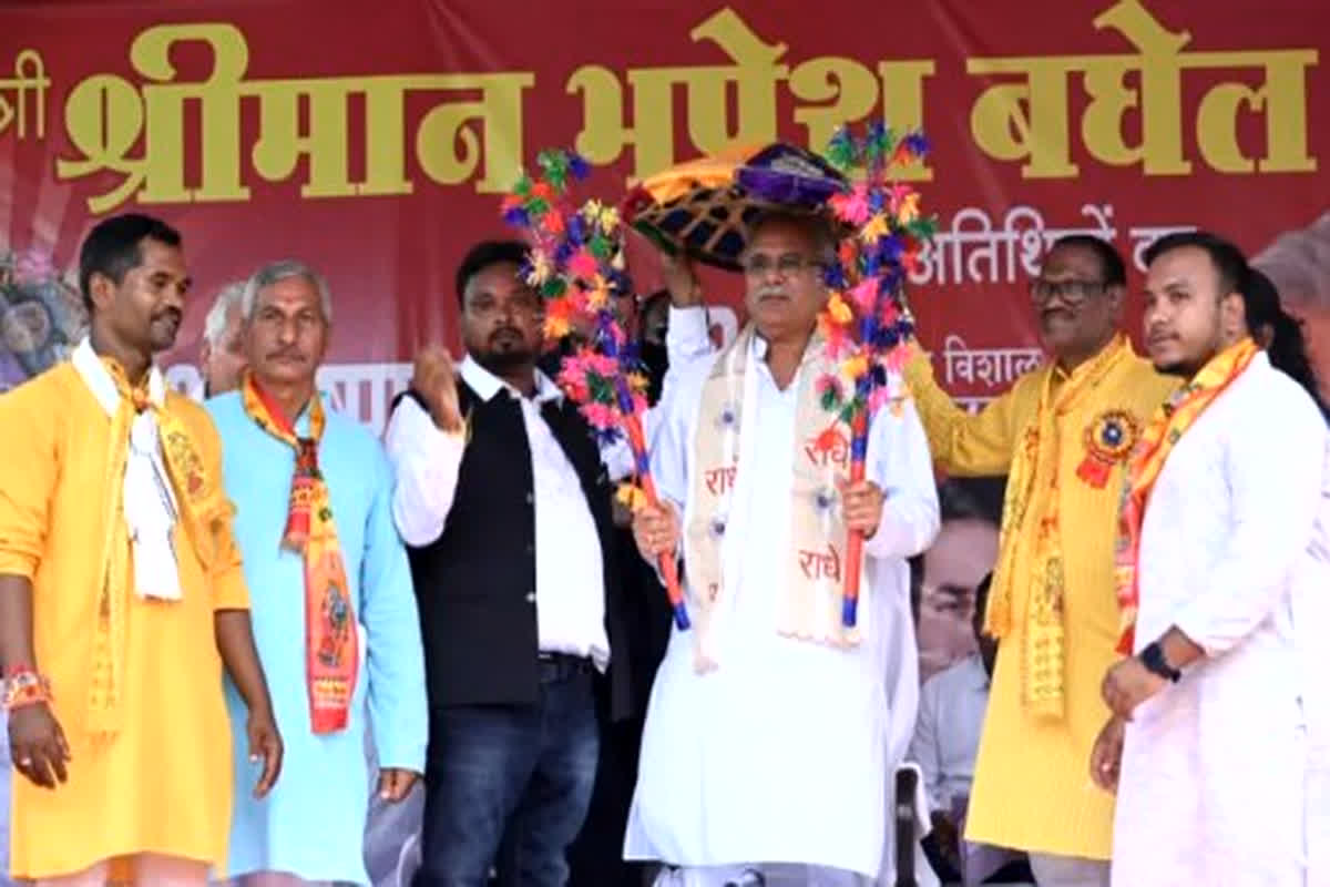 Milk Production Increase: भूपेश सरकार के राज में ग्रामीणों की हो रही तरक्की, पशुधन को बढ़ावा देकर कर रहे ज्यादा दूध उत्पादन