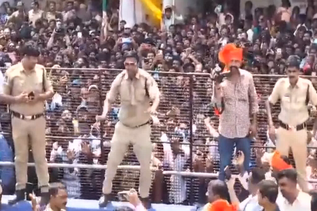 Dance video of policemen on Ganesh immersion goes viral