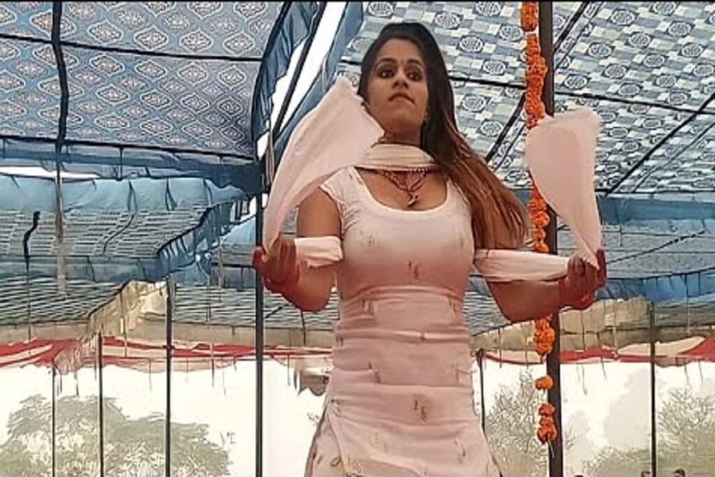 dolly sharma's dance