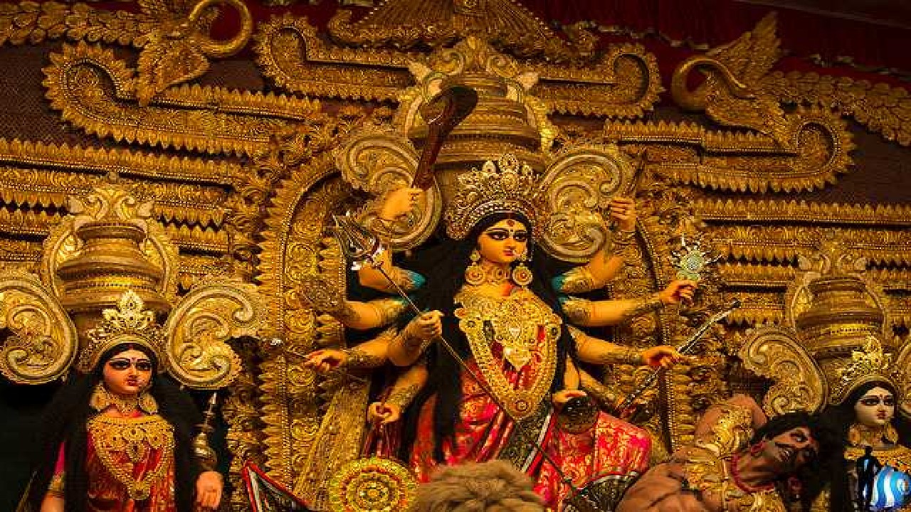 Kolkata Durga Puja 2023:  पश्चिम बंगाल में दुर्गा पूजा की तैयारियां शुरु, प्रतिमाओं की लगाई जाएगी थीम प्रदर्शनी