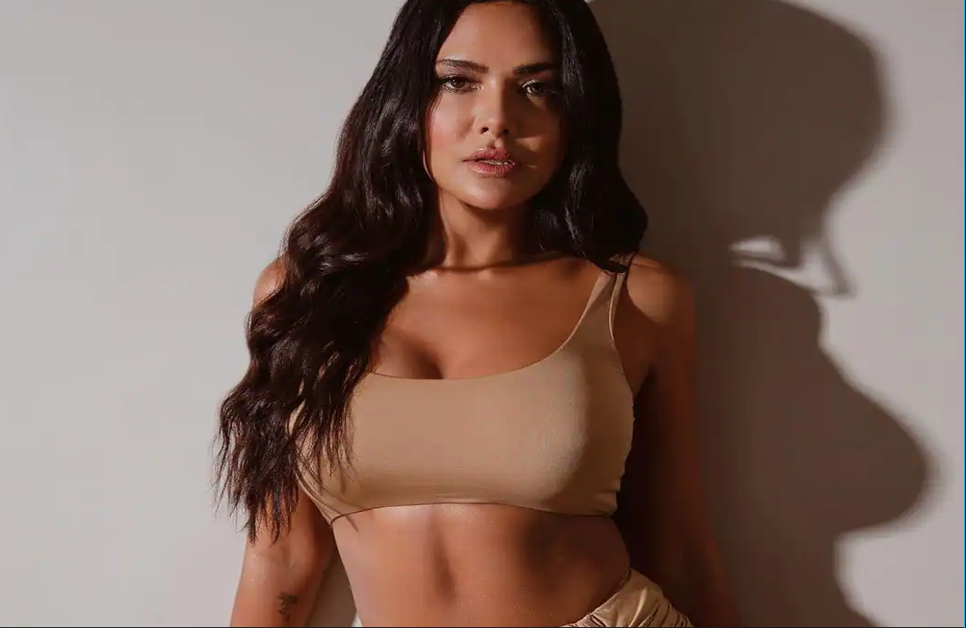 Esha Gupta Hot Video: एक्ट्रेस ने हॉटनेस से बढ़ाया सोशल मीडिया का पारा, ग्लैमरस और बोल्ड अवतार से जीता फैंस का दिल