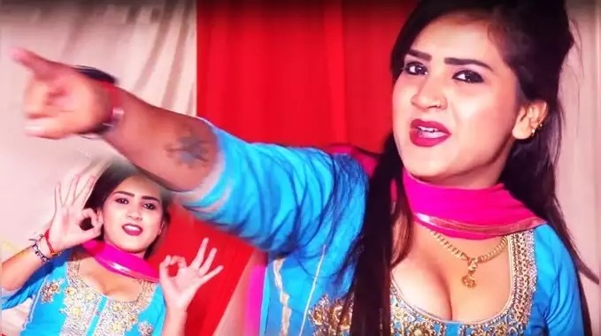 Haryanvi Dance Video: लड़की के गुलाबी दुपट्टे और गुलाबी होठों ने लुटा ऑडियंस का दिल, युवाओं से लेकर बुजुर्गो को अपने डांस मूवीज से किया कील…