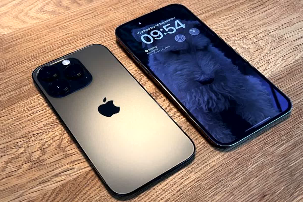 Iphones at low price: Apple के ये 4 पॉपुलर आईफोन हुए बेहद सस्ते, फटाफट खरीदने का बना ले प्लान, तेजी से खत्म हो रहा स्टॉक!
