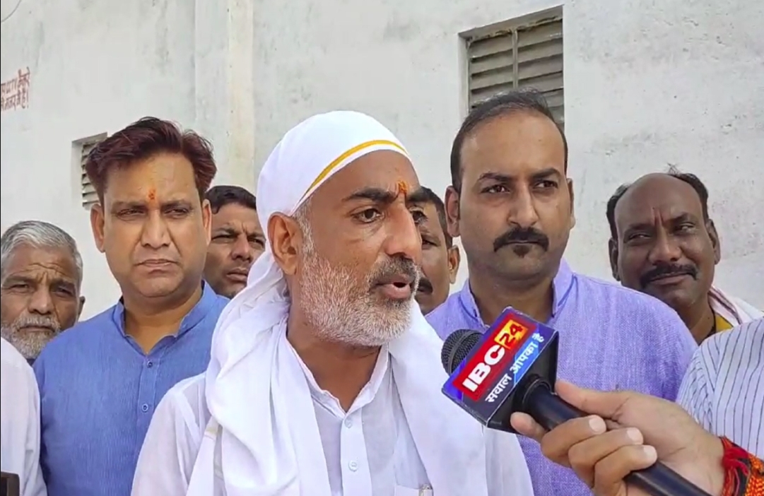 Jabalpur News : किसान सम्मेलन में शामिल हुए BJP किसान मोर्चा के प्रदेश अध्यक्ष, कांग्रेस पर साधा निशाना, पार्टी कार्यकर्ताओं को दिया जीत का मंत्र