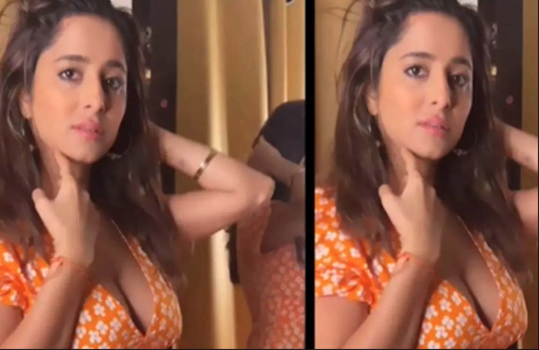 Kate Sharma Hot Video : यलो कलर का सिजलिंग ऑउटपिट पहने टीवी एक्ट्रेस ‘केट शर्मा’ का हॉट वीडियो हुआ वायरल,अदाएं देख फैंस हुए घायल