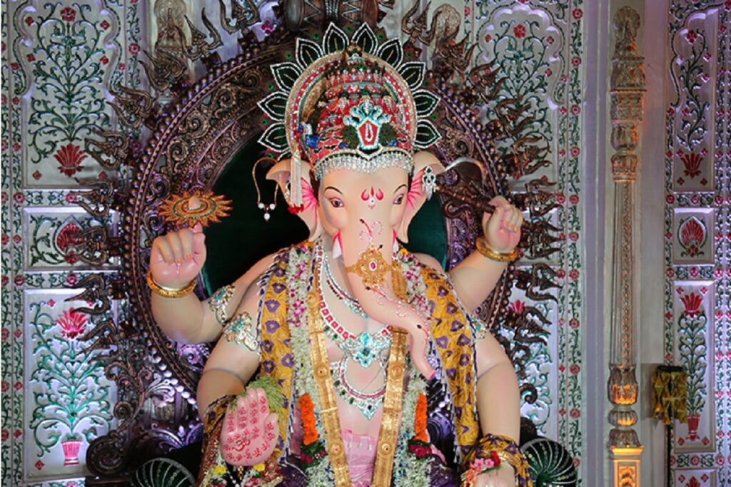 Khetwadi cha Raja Pandal