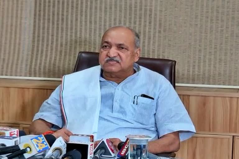 Congress candidates list final: आधी से अधिक सीटों पर तय हुए कांग्रेस के प्रत्याशी, मंत्री चौबे ने बताया कब जारी होगी सूची